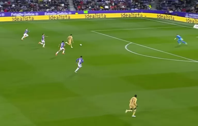 Gol Lewandowskiego Valladolid