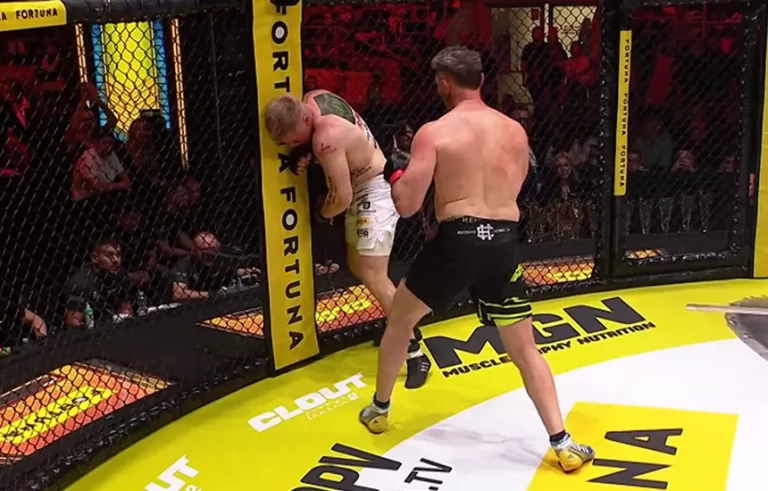 Albert Sosnowski Clout MMA