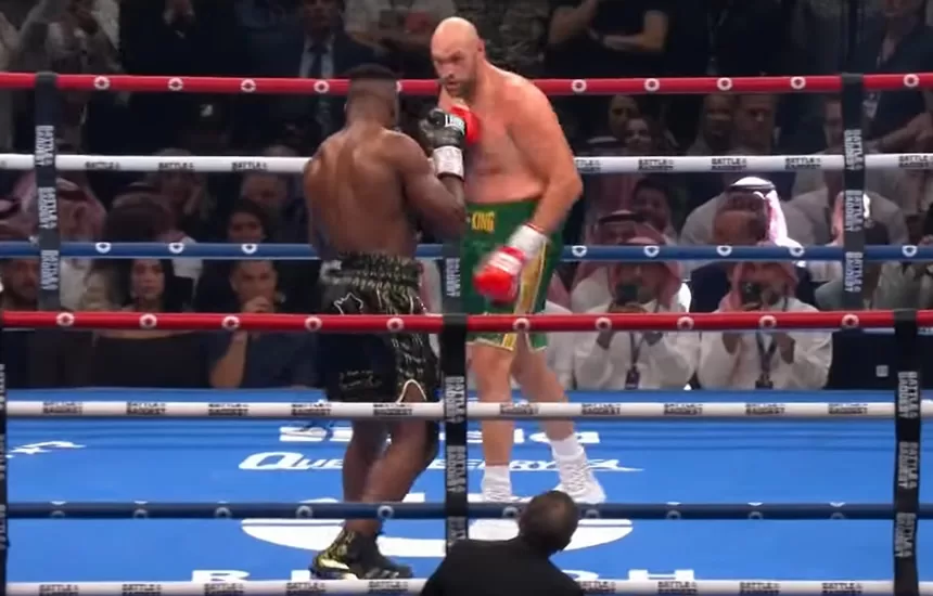 Fury Ngannou skrót walki