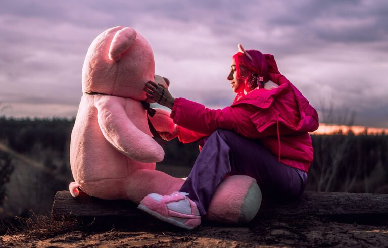 Young Leosia Cringowy Lovesong