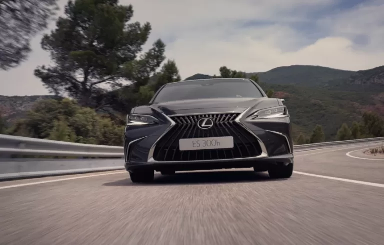 Lexus sprzedaż w Polsce