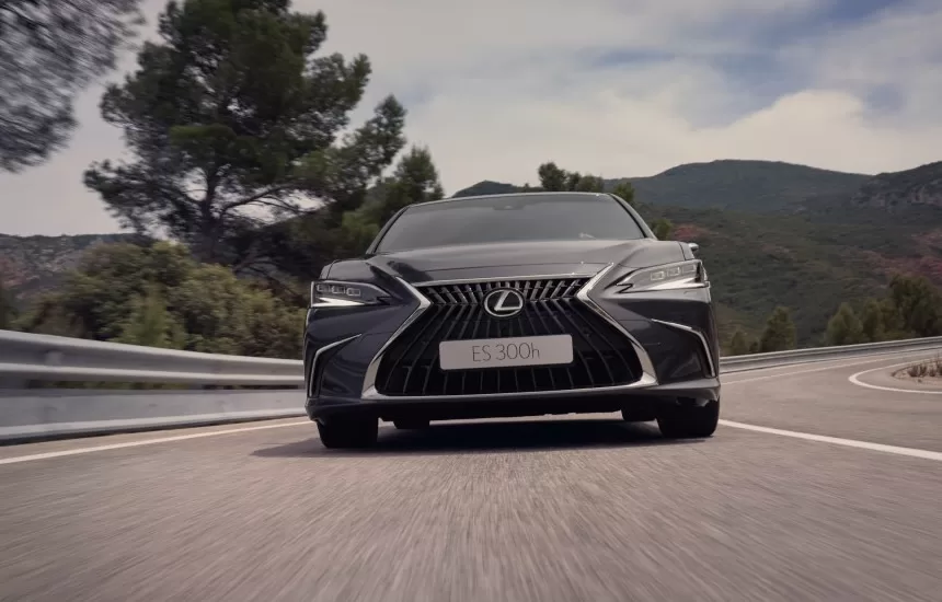 Lexus sprzedaż w Polsce