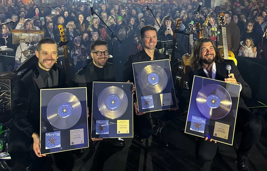 Pectus Kolędy przy kominie