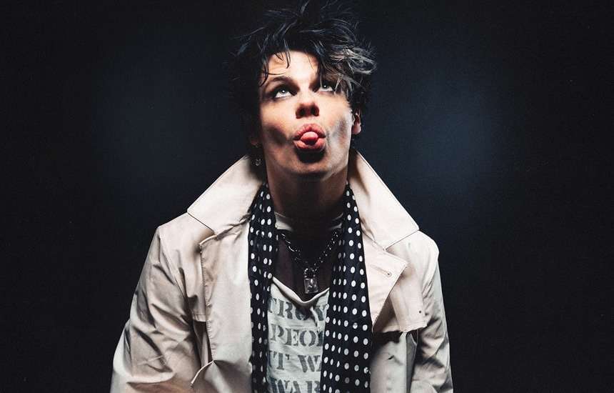 Yungblud Kiss