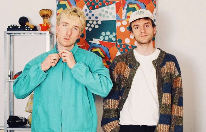 Good Neighbours Daisies