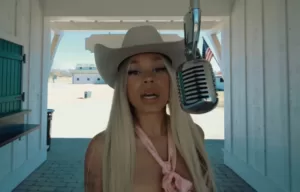 Tanner Adell Buckle Bunny