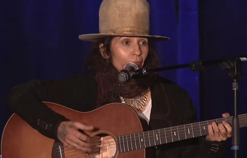 Linda Perry Red Light Management