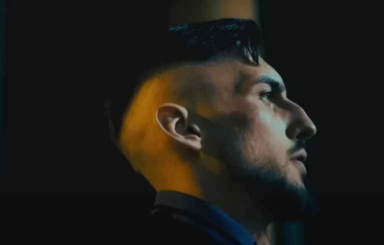 Polski Bandyta Zachować twarz