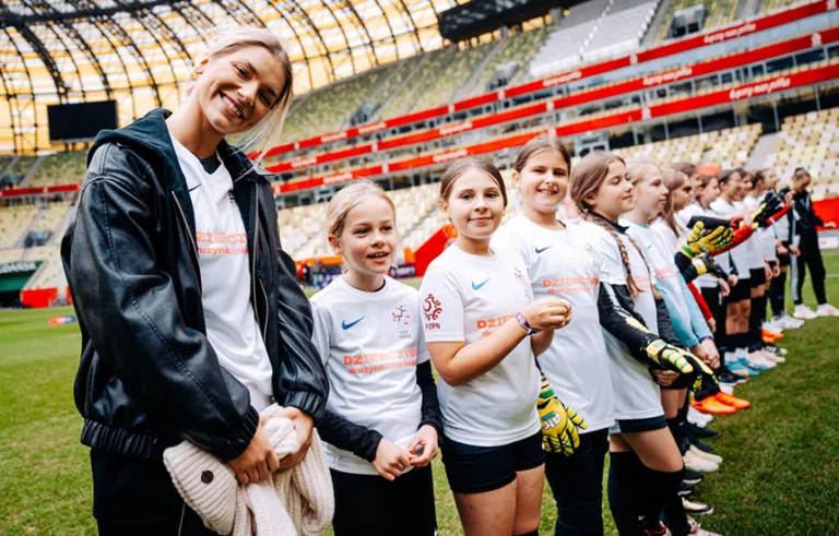 Wielki Mecz influencerek