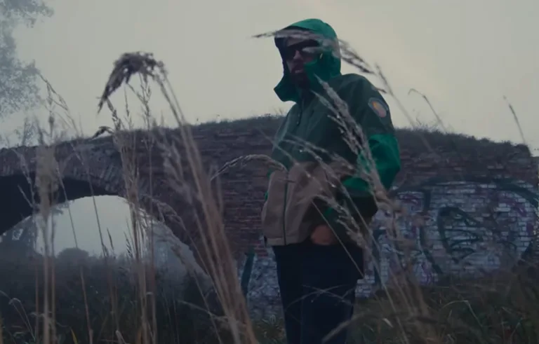 DGE co mówi kamień