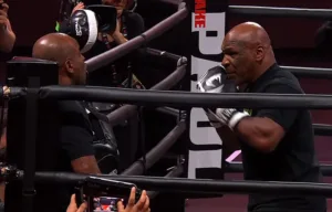 Mike Tyson Jake Paul