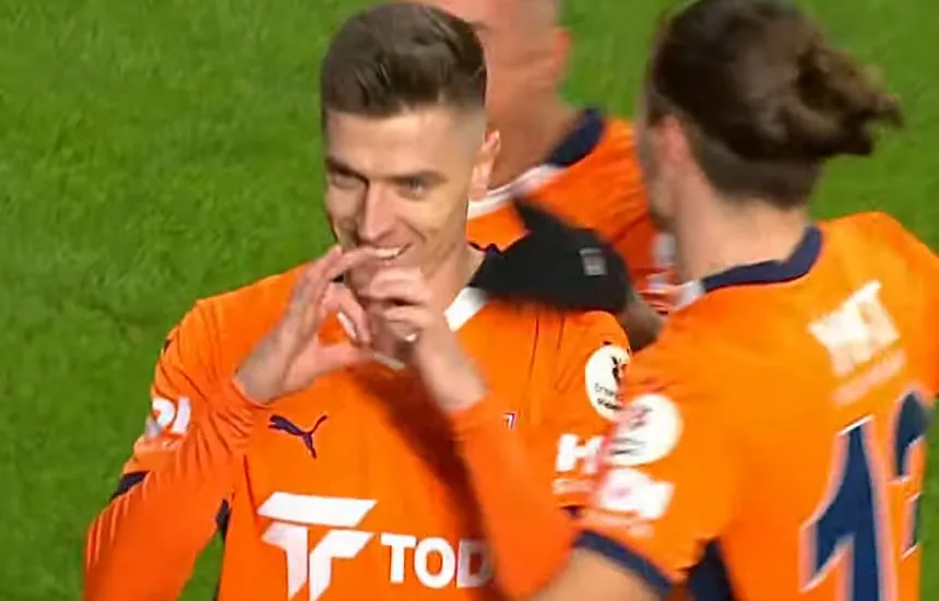 Krzysztof Piątek İstanbul Başakşehir