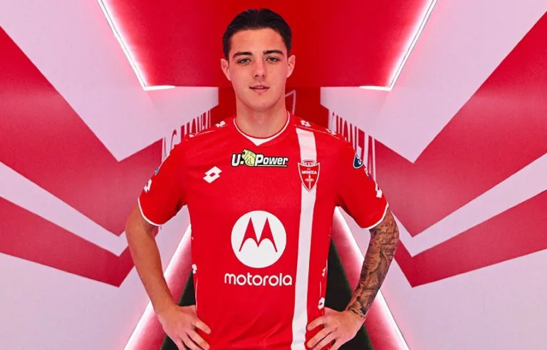 Kacper Urbański AC Monza