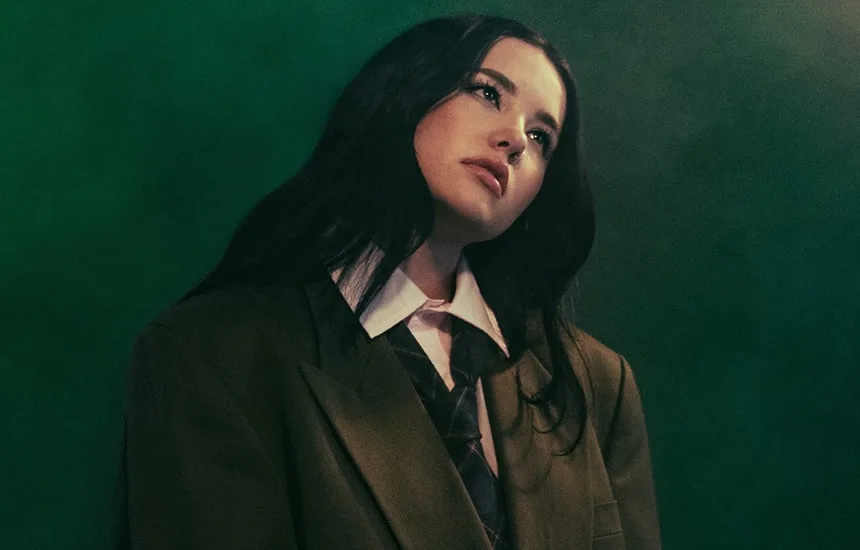 Lauren Spencer-Smith Pray