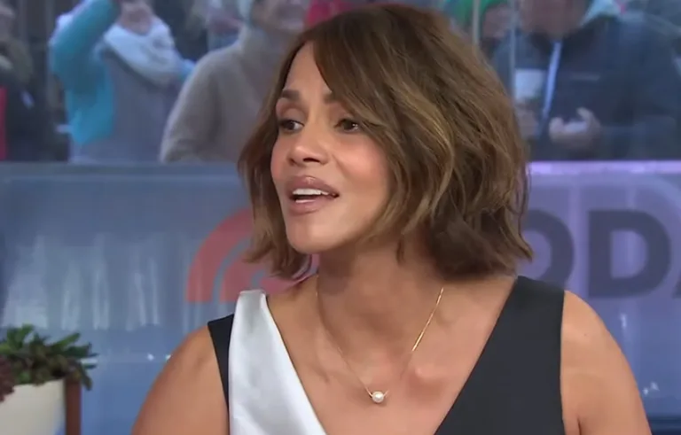 Halle Berry podczas wystąpienia w programie Today, opowiadająca o platformie Respin Health, która ma na celu modernizację opieki nad menopauzą i edukację kobiet na temat zdrowia w tym okresie.