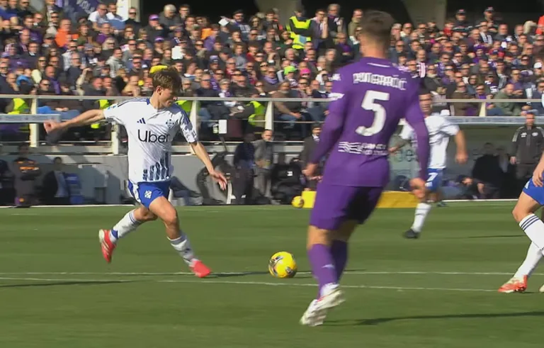 Piłkarze Como wygrali z Fiorentiną w meczu Serie A