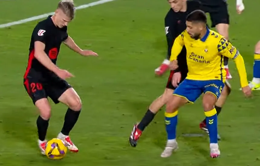 FC Barcelona wygrywa z UD Las Palmas 2:0 w meczu La Liga.