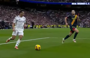 Real Madryt pokonał Gironę FC 2:0 w meczu hiszpańskiej La Liga.