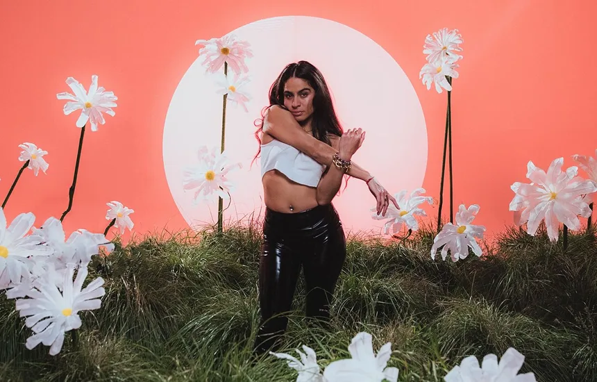 Jessie Reyez prezentuje singiel na samplu The Smashing Pumpkins