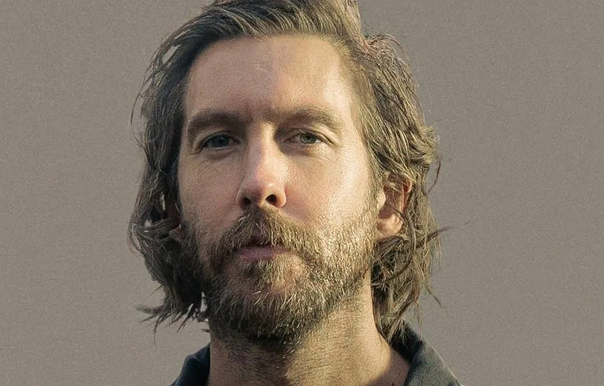 Calvin Harris w nowym singlu Smoke The Pain Away