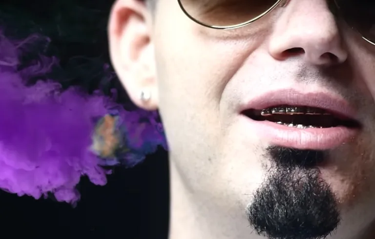 Paul Wall prezentuje video do Why Is That