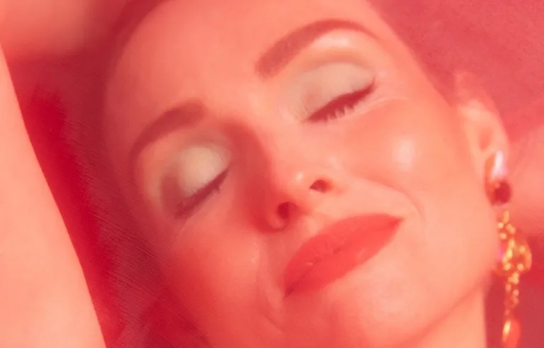 Sophie Ellis-Bextor zapowiada album Perimenopop