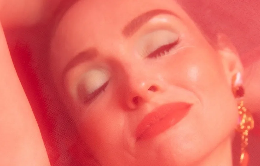 Sophie Ellis-Bextor zapowiada album Perimenopop