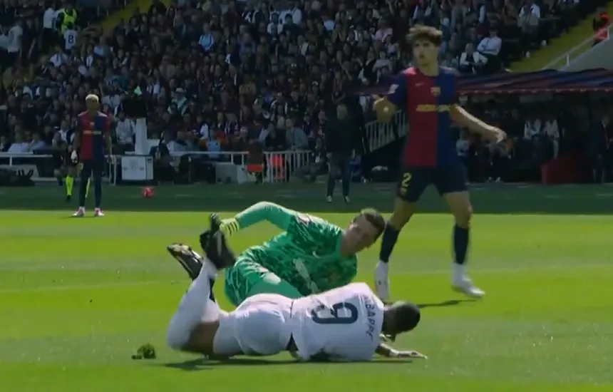 FC Barcelona prowadzi z Realem Madryt w El Clásico