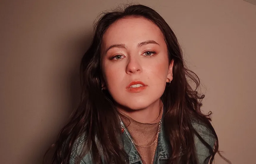 Felicja prezentuje singiel Niewiele