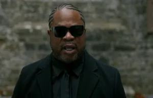 Xzibit prezentuje teledysk do utworu Kingmaker