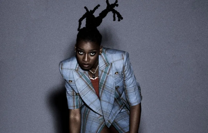 Little Simz prezentuje album Lotus