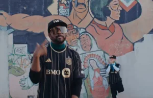 will i am w singlu East LA