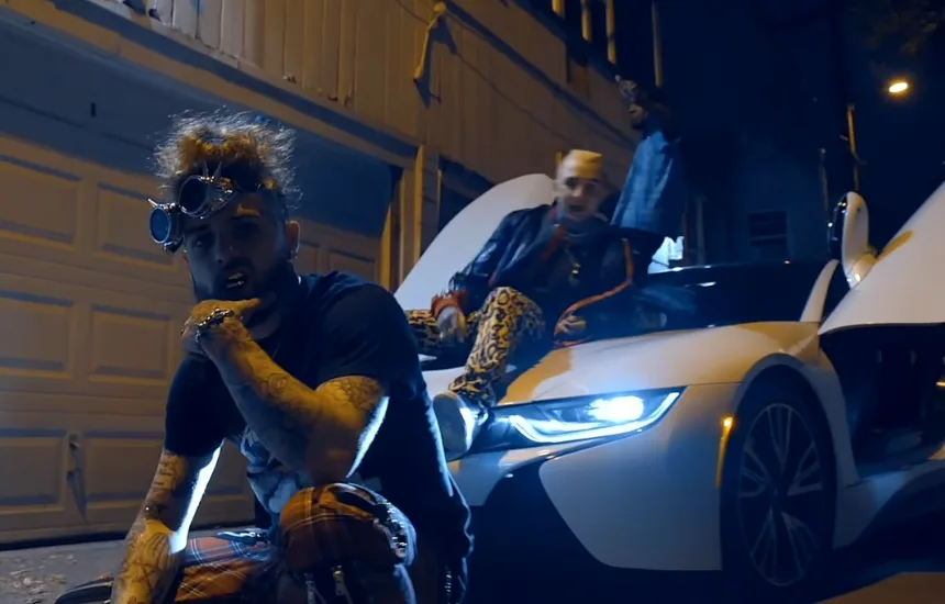 Doobie i Caskey w singlu Icy Titties