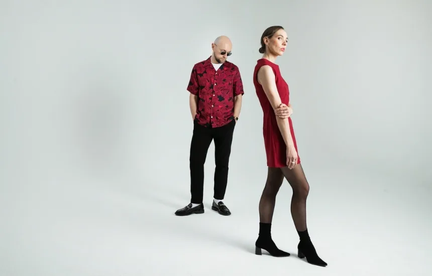 Kozyrska i Sieczak w singlu Ostatni