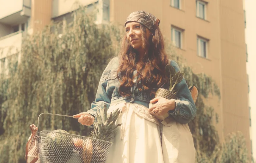 Aga Laura prezentuje Chodzę po mieście