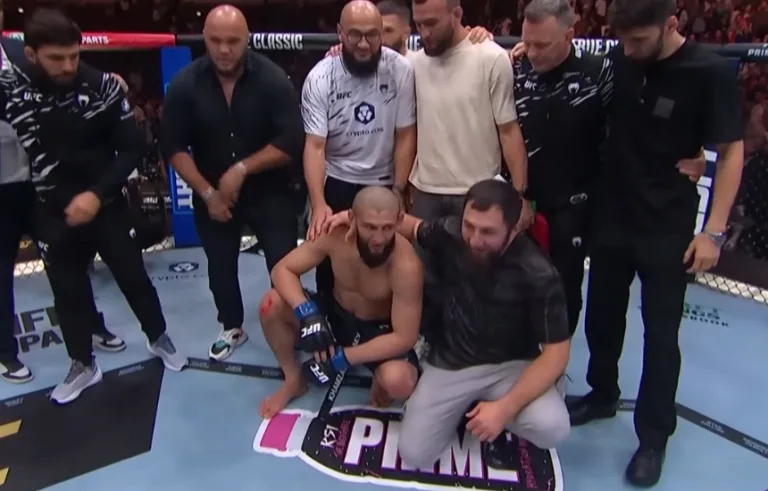 Khamzat Chimaev Du Plessis