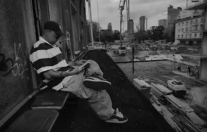 Tede prezentuje diss Dedlajny