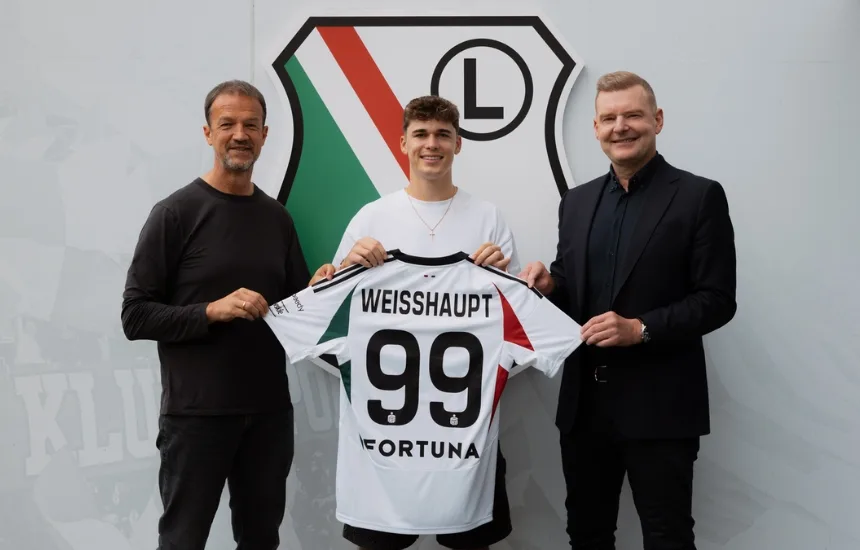 Noah Weisshaupt Legia Warszawa