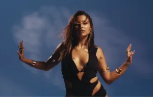 Julia Wieniawa i Dziarma w singlu Tańcz