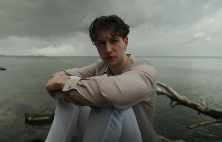 Mateusz Ciawłowski Tonę