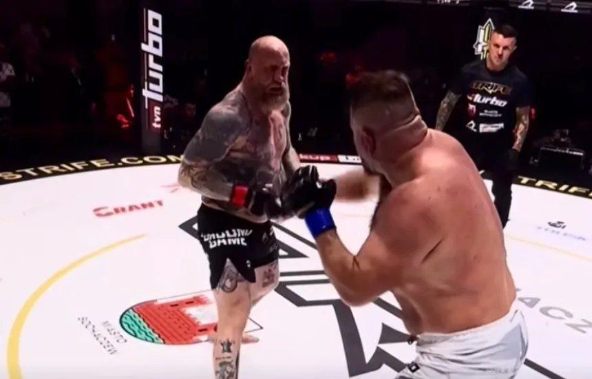 Strife 17 wyniki walk - Jacek Czajczyński i Łukasz Parobiec podczas walki wieczoru w Sochaczewie