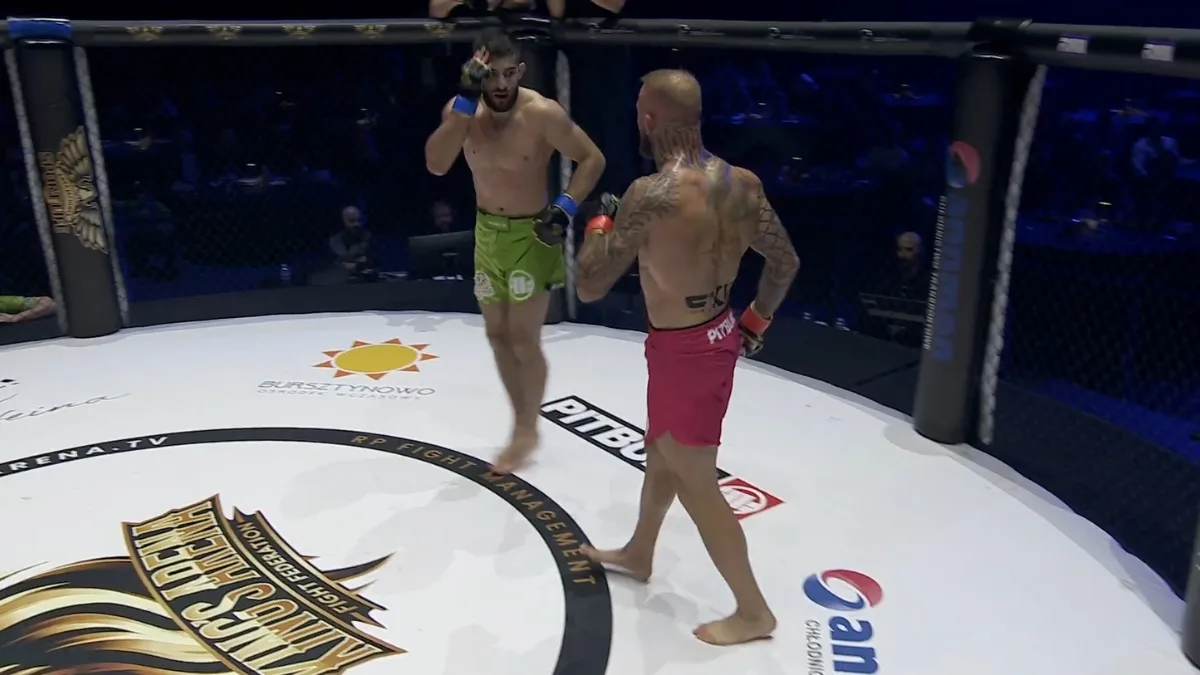 Karta walk gali King's Arena 2 zapowiada się emocjonująco, tutaj screen z pierwszej gali