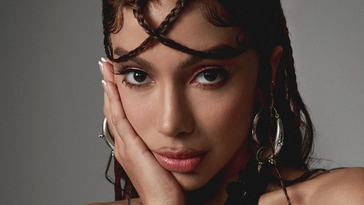 Anitta prezentuje nowy singiel Pinterest