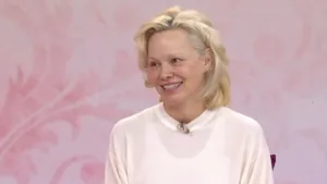 Pamela Anderson amfAR 2026