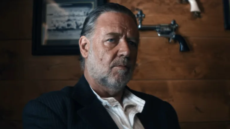 Ethan Hawke Russell Crowe